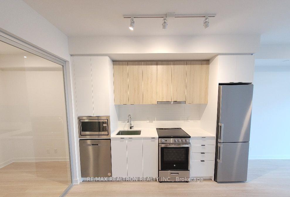 Photo 4 of Unit A2308, 30 Upper Mall Way, Vaughan, Brownridge — HOMEH