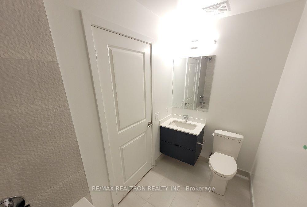 Photo 18 of Unit A2308, 30 Upper Mall Way, Vaughan, Brownridge — HOMEH