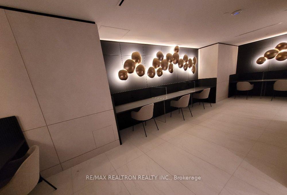 Photo 25 of Unit A2308, 30 Upper Mall Way, Vaughan, Brownridge — HOMEH