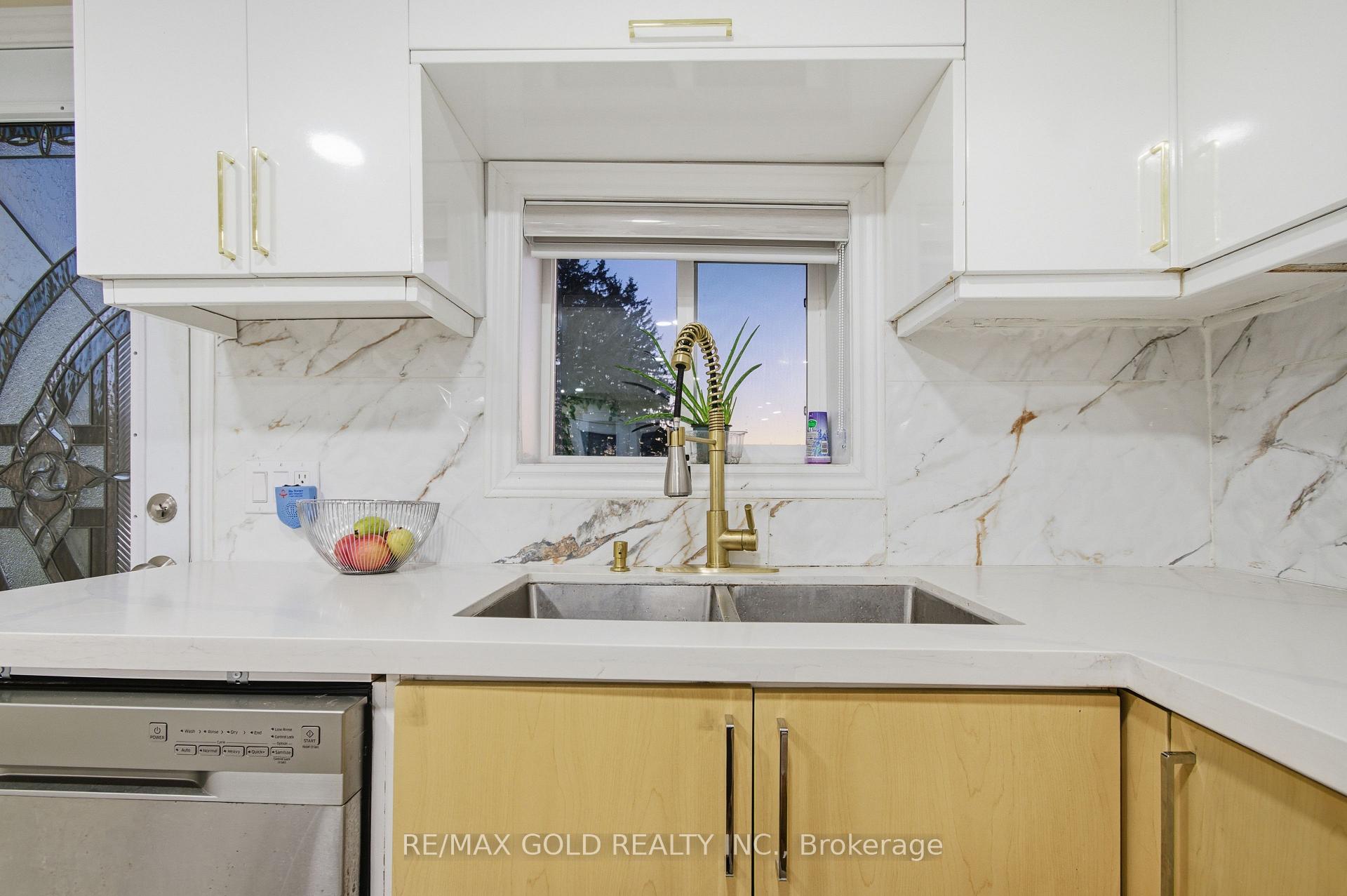 Photo 11 of 684 Talbot Road, Lakeshore — HOMEH