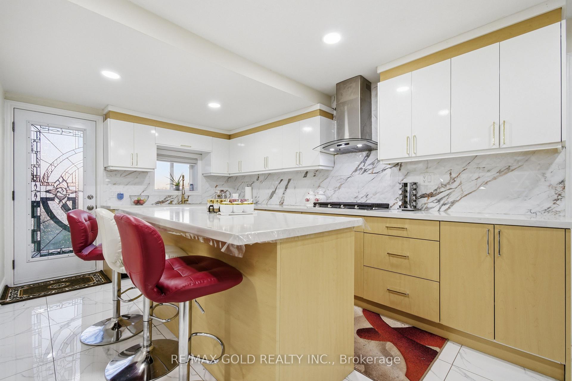 Photo 13 of 684 Talbot Road, Lakeshore — HOMEH