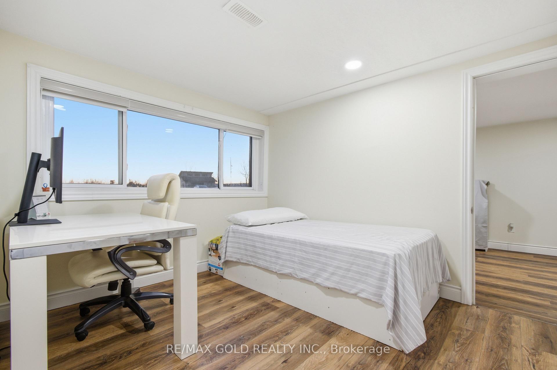 Photo 17 of 684 Talbot Road, Lakeshore — HOMEH