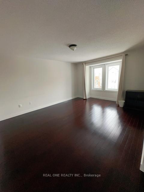 Photo 8 of 169 Leitchcroft Crescent, Markham, Commerce Valley — HOMEH