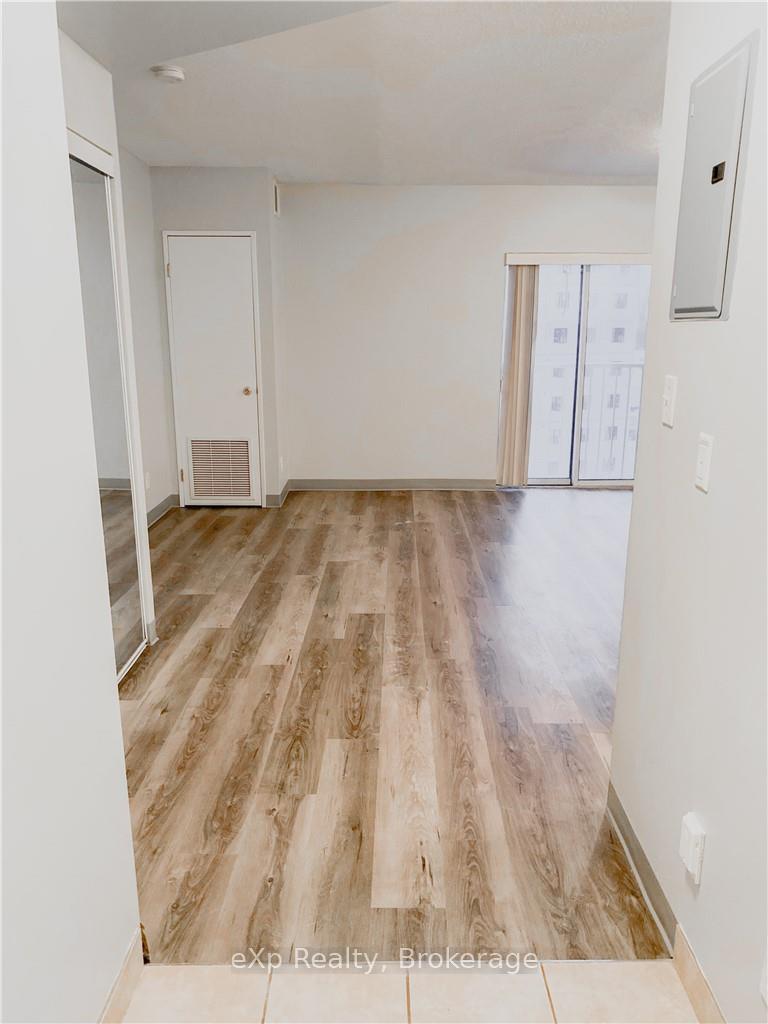 Photo 3 of Unit 710, 593 Strasburg Road, Kitchener — HOMEH