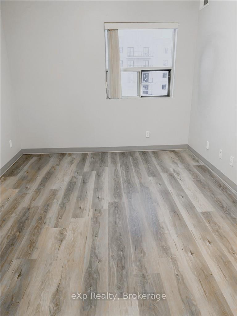 Photo 5 of Unit 710, 593 Strasburg Road, Kitchener — HOMEH