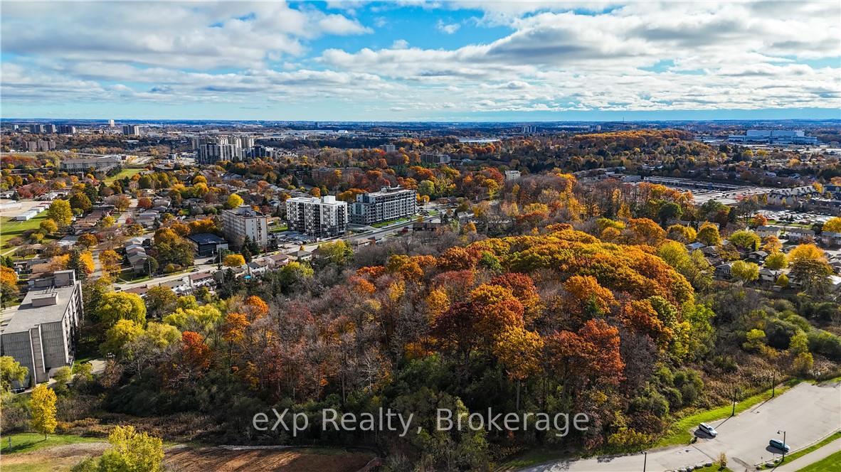 Photo 19 of Unit 710, 593 Strasburg Road, Kitchener — HOMEH