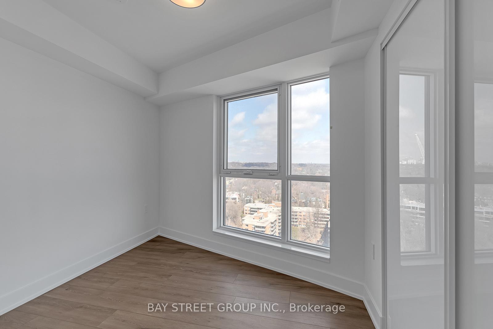 Photo 11 of Unit 1717, 585 Bloor Street E, Toronto, North St. James Town — HOMEH