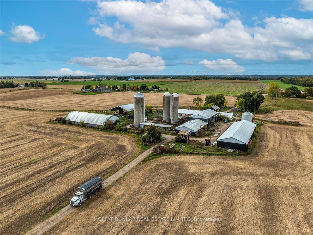 Photo 4 of 13299 Heritage Road, Caledon, Rural Caledon — HOMEH