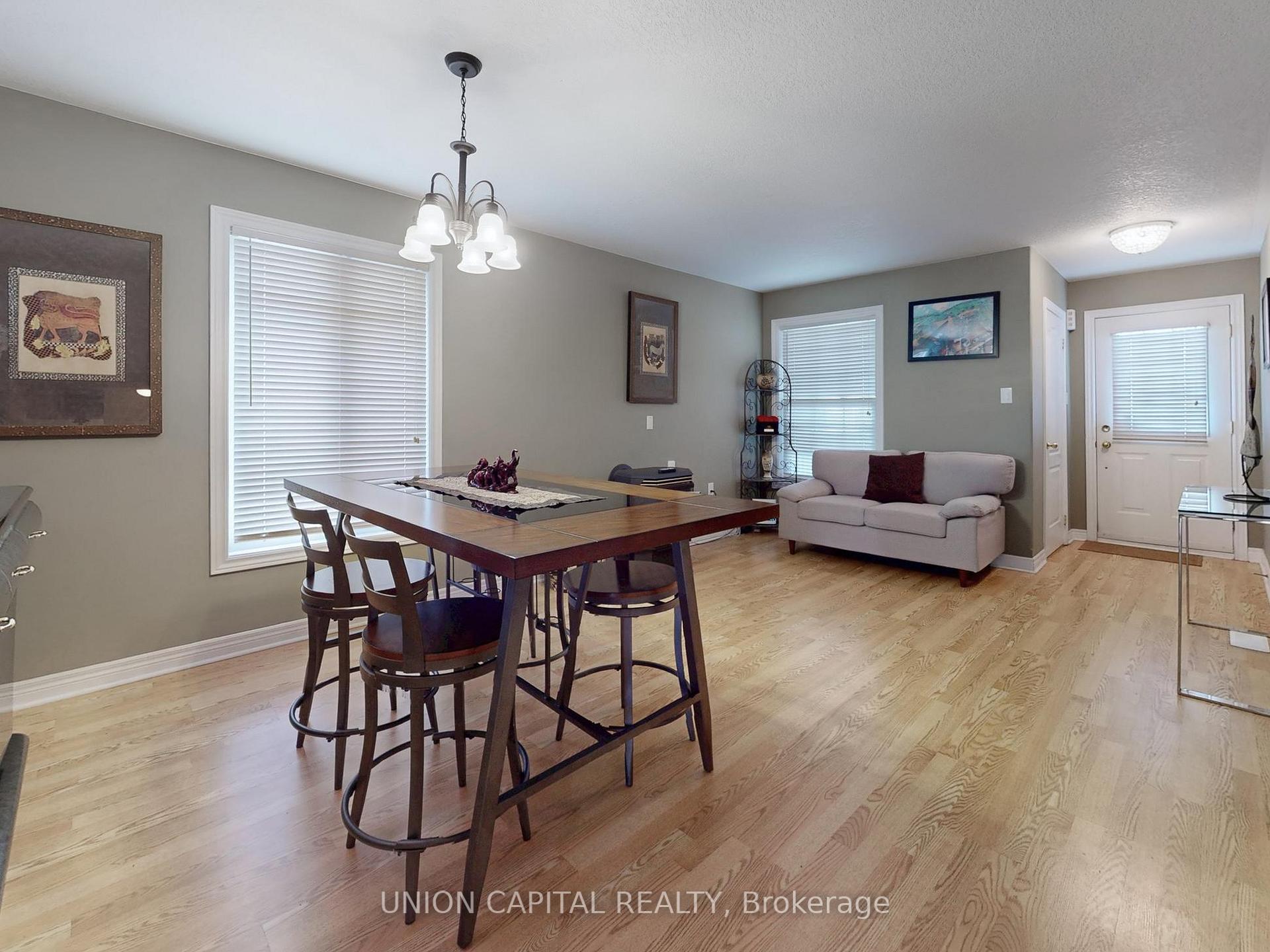 Photo 4 of 54 Buchanan Drive, New Tecumseth, Alliston — HOMEH