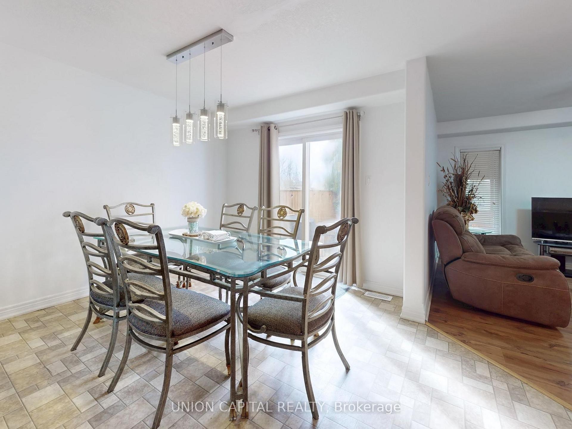 Photo 8 of 54 Buchanan Drive, New Tecumseth, Alliston — HOMEH