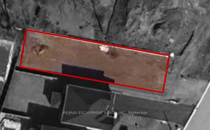 Photo 1 of 9 Bartlett Avenue, Grimsby, Grimsby Escarpment — HOMEH