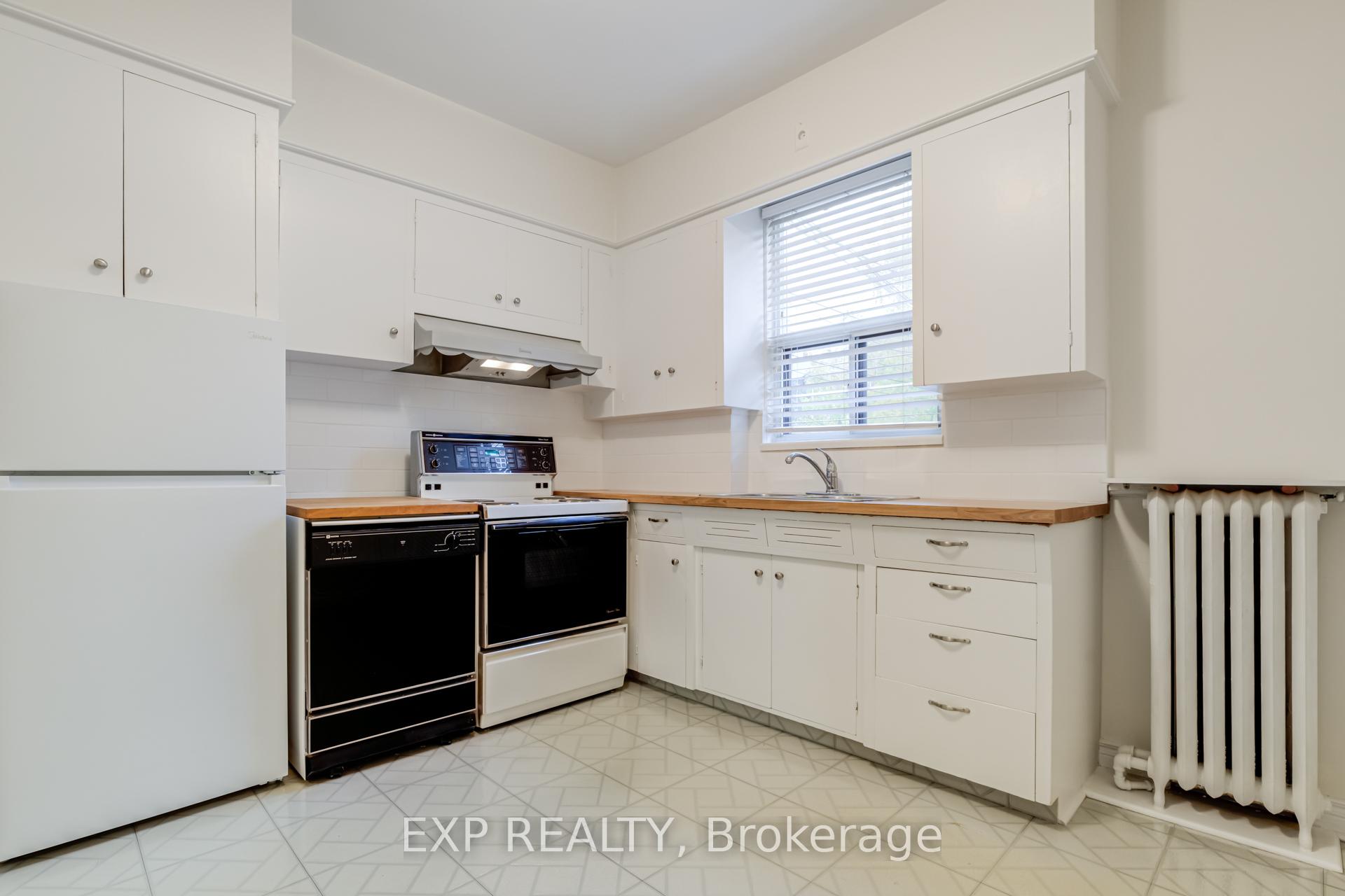 Photo 5 of Unit Main, 271 Lauder Avenue, Toronto, Oakwood Village — HOMEH