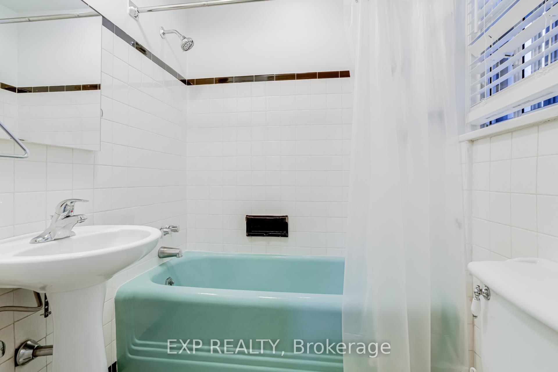 Photo 13 of Unit Main, 271 Lauder Avenue, Toronto, Oakwood Village — HOMEH