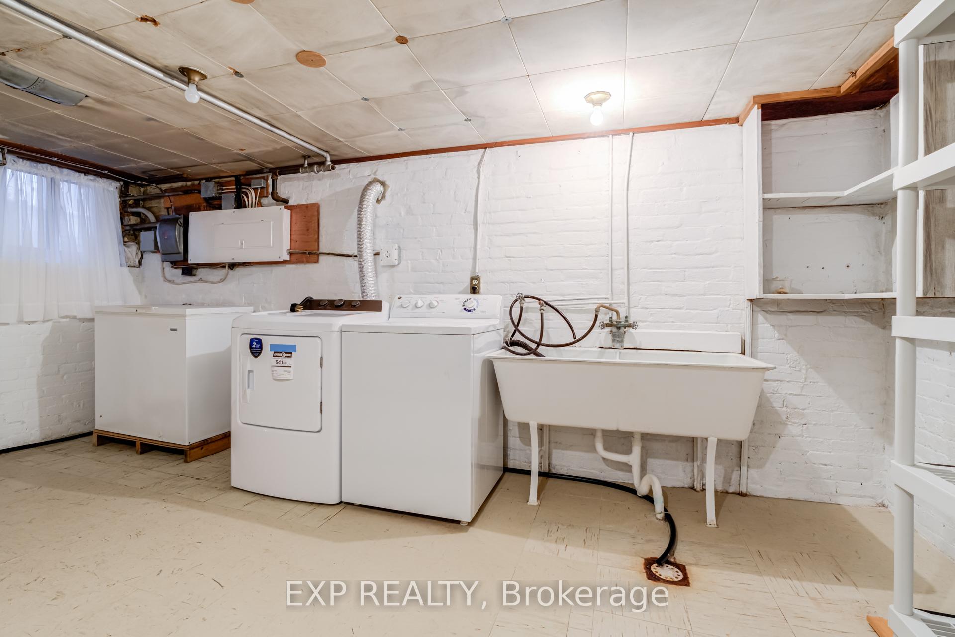 Photo 14 of Unit Main, 271 Lauder Avenue, Toronto, Oakwood Village — HOMEH
