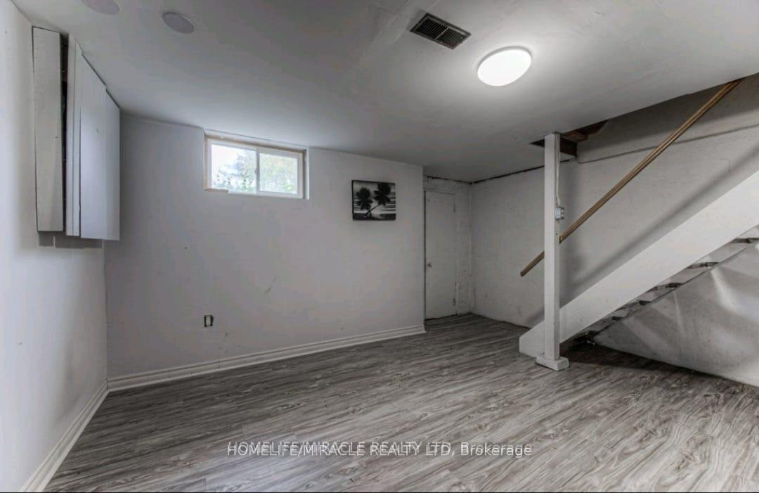 Photo 10 of 235-237 Laurel Street, Cambridge — HOMEH