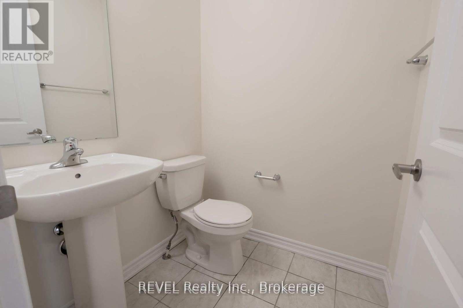 Photo 4 of 52 Ever Sweet Way, Thorold, Rolling Meadows — HOMEH