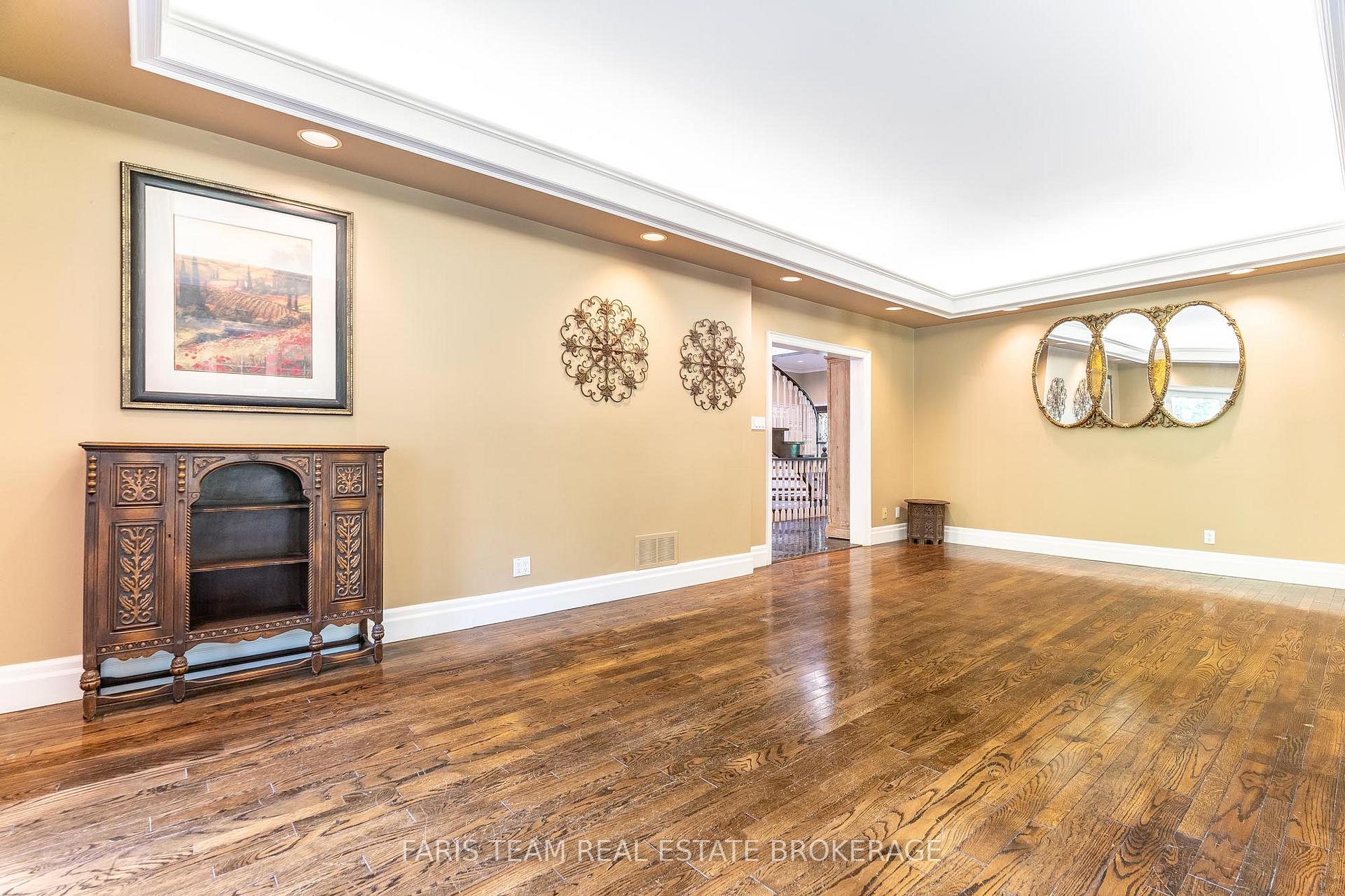 Photo 16 of 1826 Quantz Crescent, Innisfil, Rural Innisfil — HOMEH