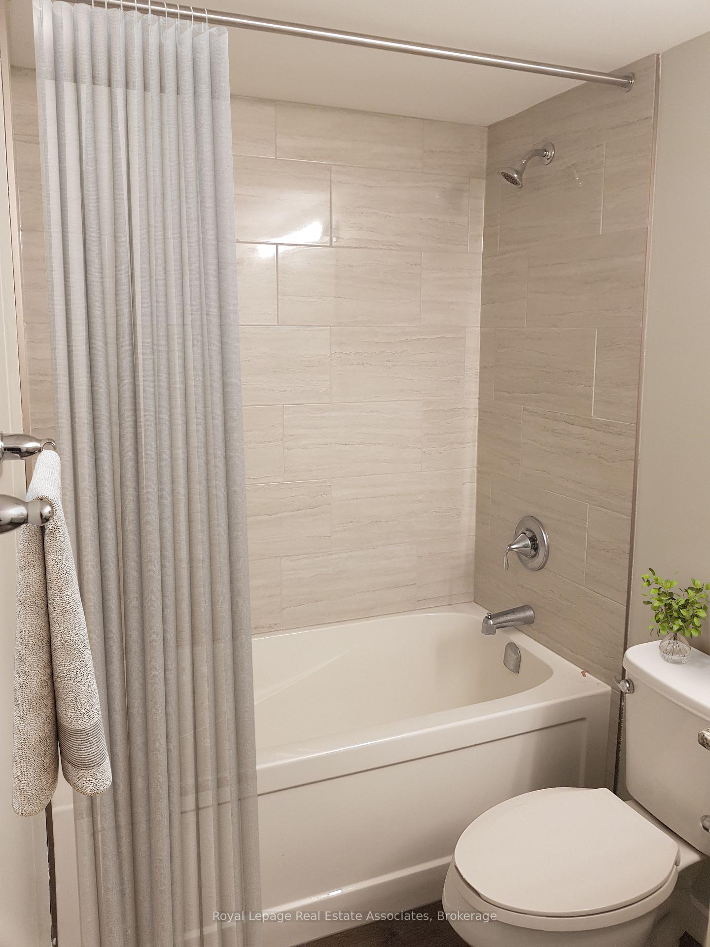 Photo 8 of Unit 306, 25 Kay Crescent, Guelph, Pineridge/Westminster Woods — HOMEH