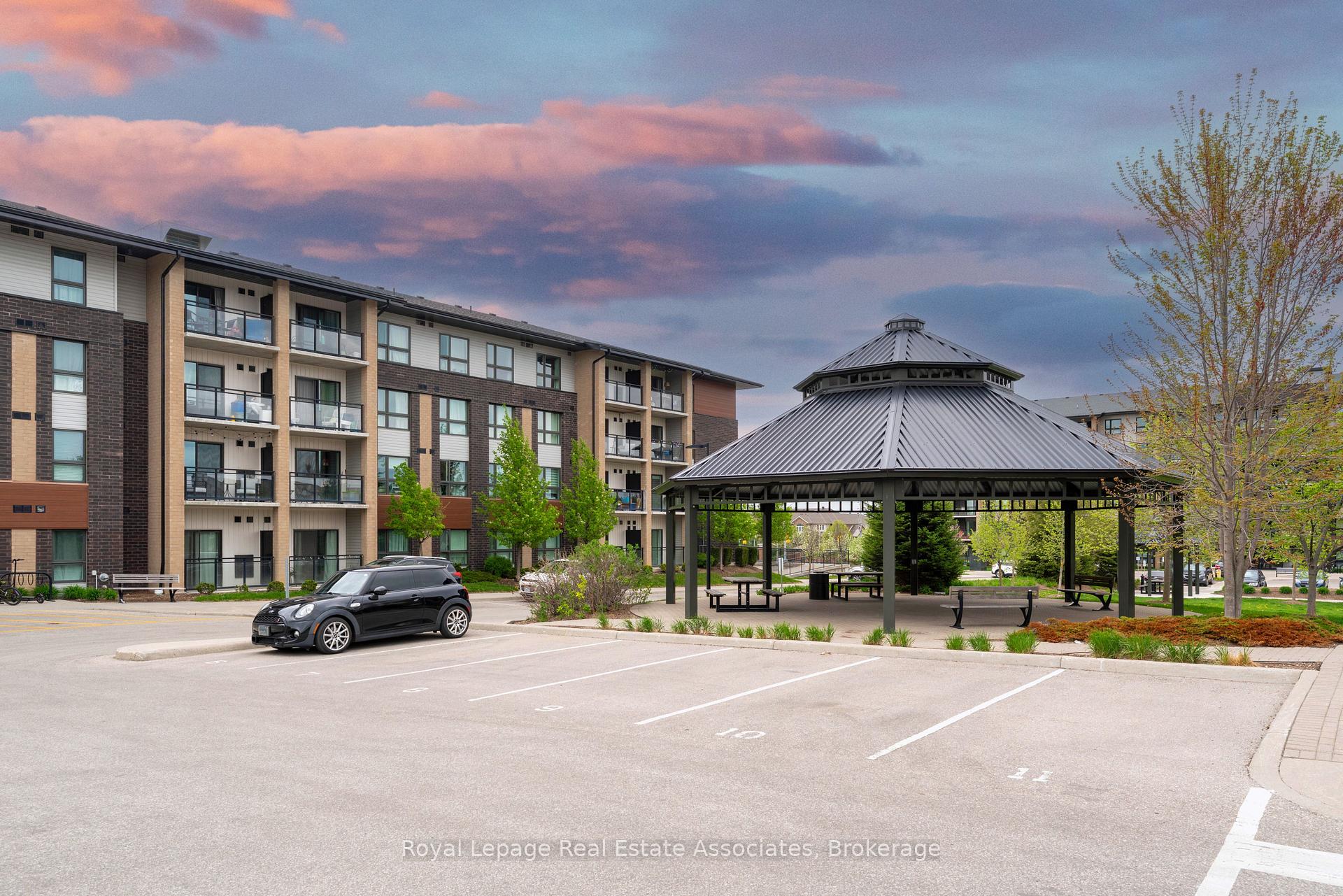 Photo 14 of Unit 306, 25 Kay Crescent, Guelph, Pineridge/Westminster Woods — HOMEH