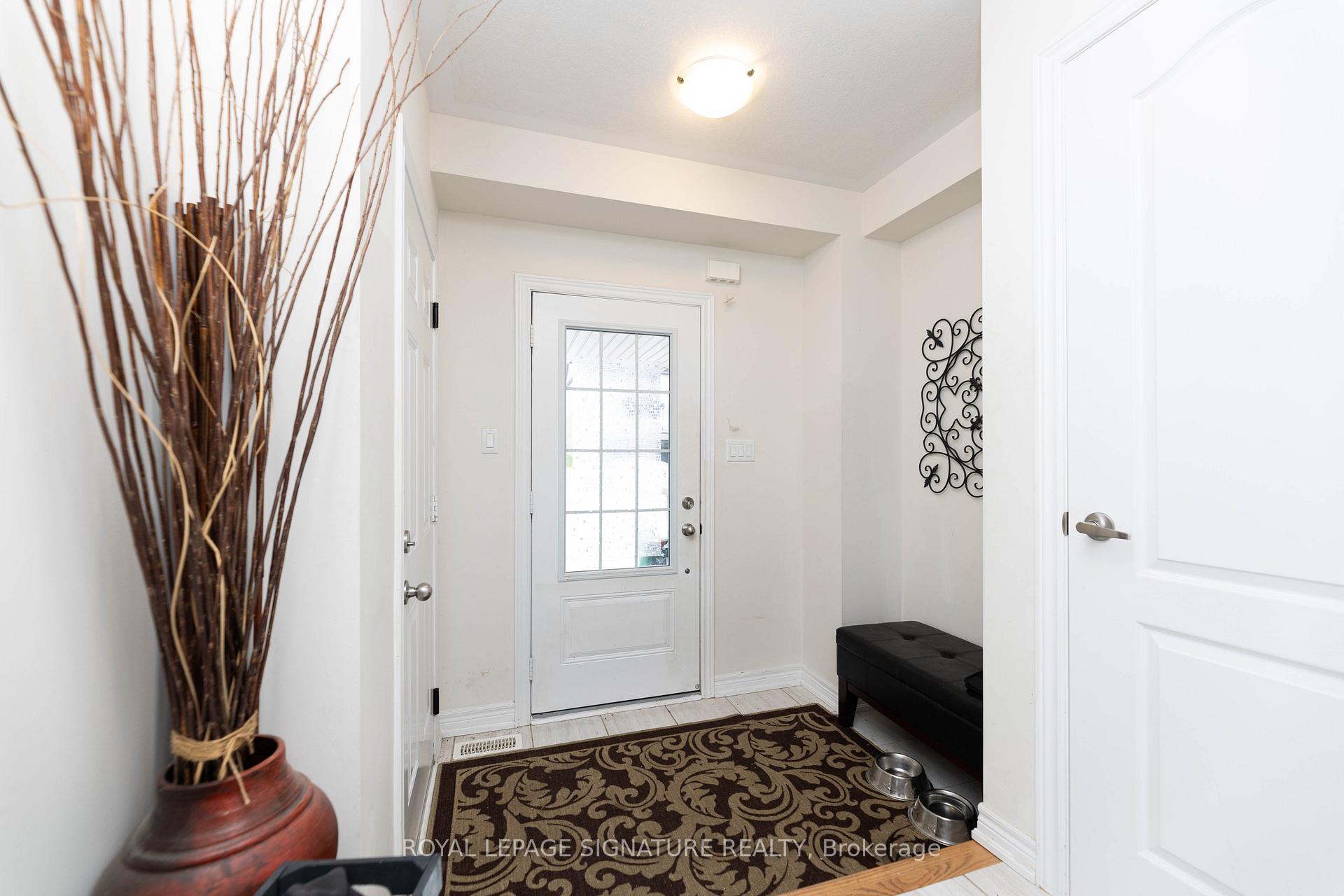 Photo 5 of Unit 11, 740 Linden Drive, Cambridge — HOMEH
