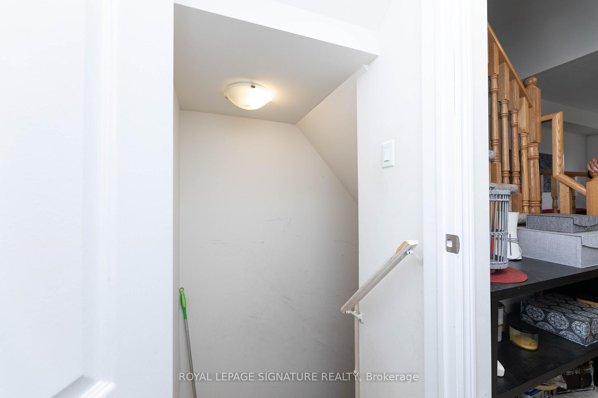 Photo 37 of Unit 11, 740 Linden Drive, Cambridge — HOMEH