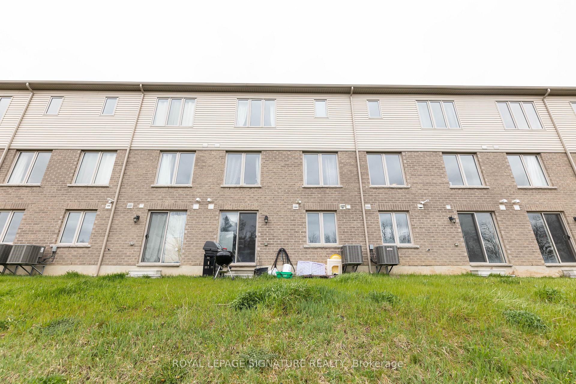 Photo 44 of Unit 11, 740 Linden Drive, Cambridge — HOMEH