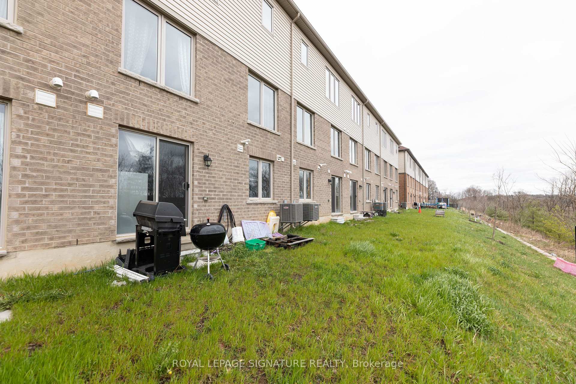 Photo 46 of Unit 11, 740 Linden Drive, Cambridge — HOMEH