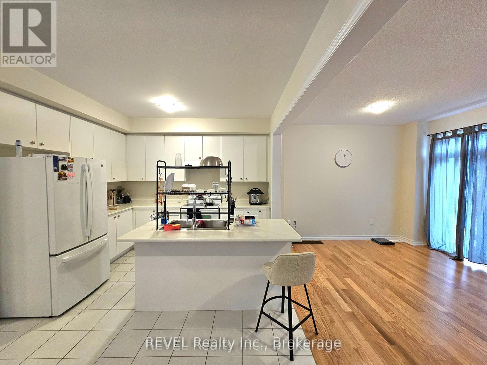 Photo 8 of Unit UPPER, 16 Concord Drive, Thorold, Rolling Meadows — HOMEH