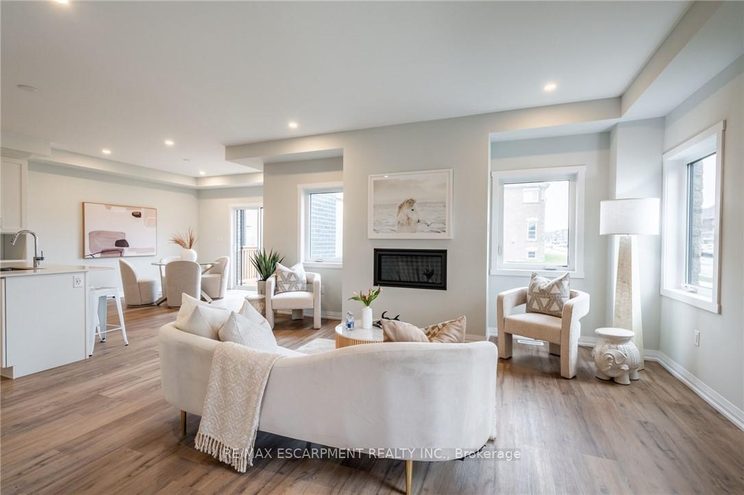 Photo 29 of 239 Lormont Boulevard, Hamilton, Stoney Creek — HOMEH
