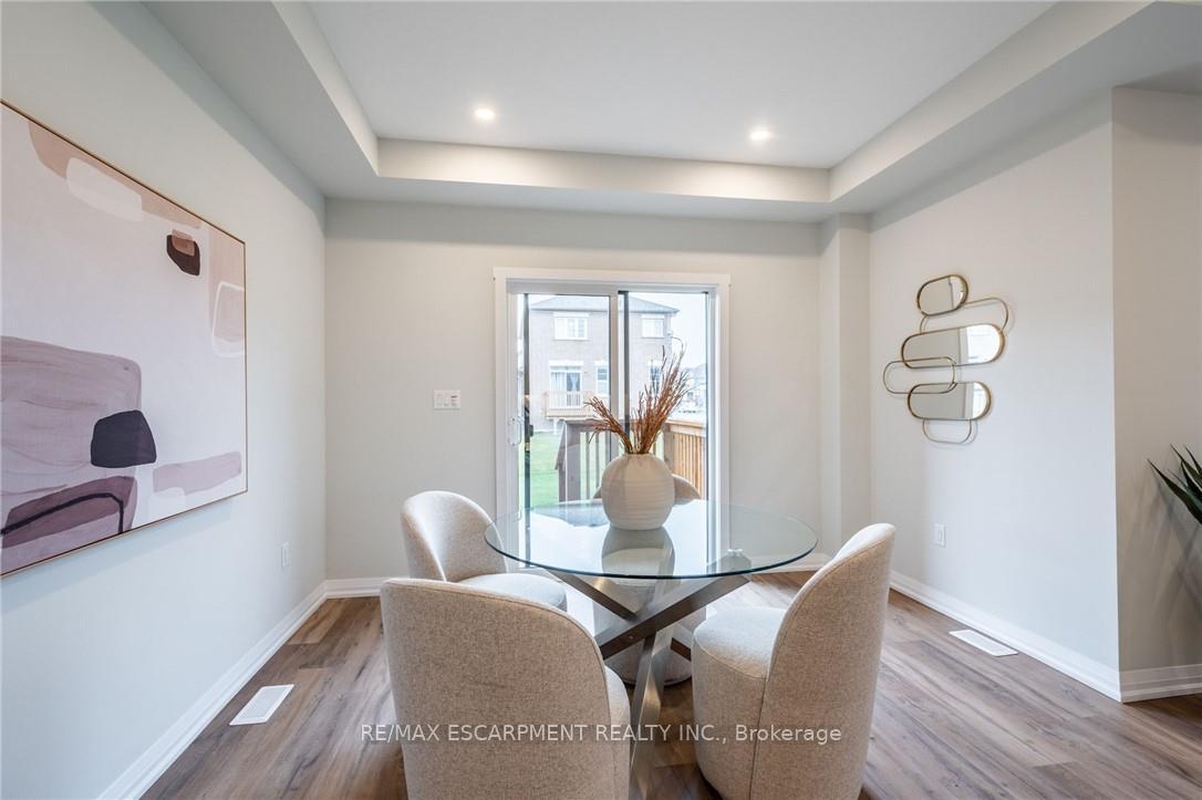 Photo 38 of 239 Lormont Boulevard, Hamilton, Stoney Creek — HOMEH