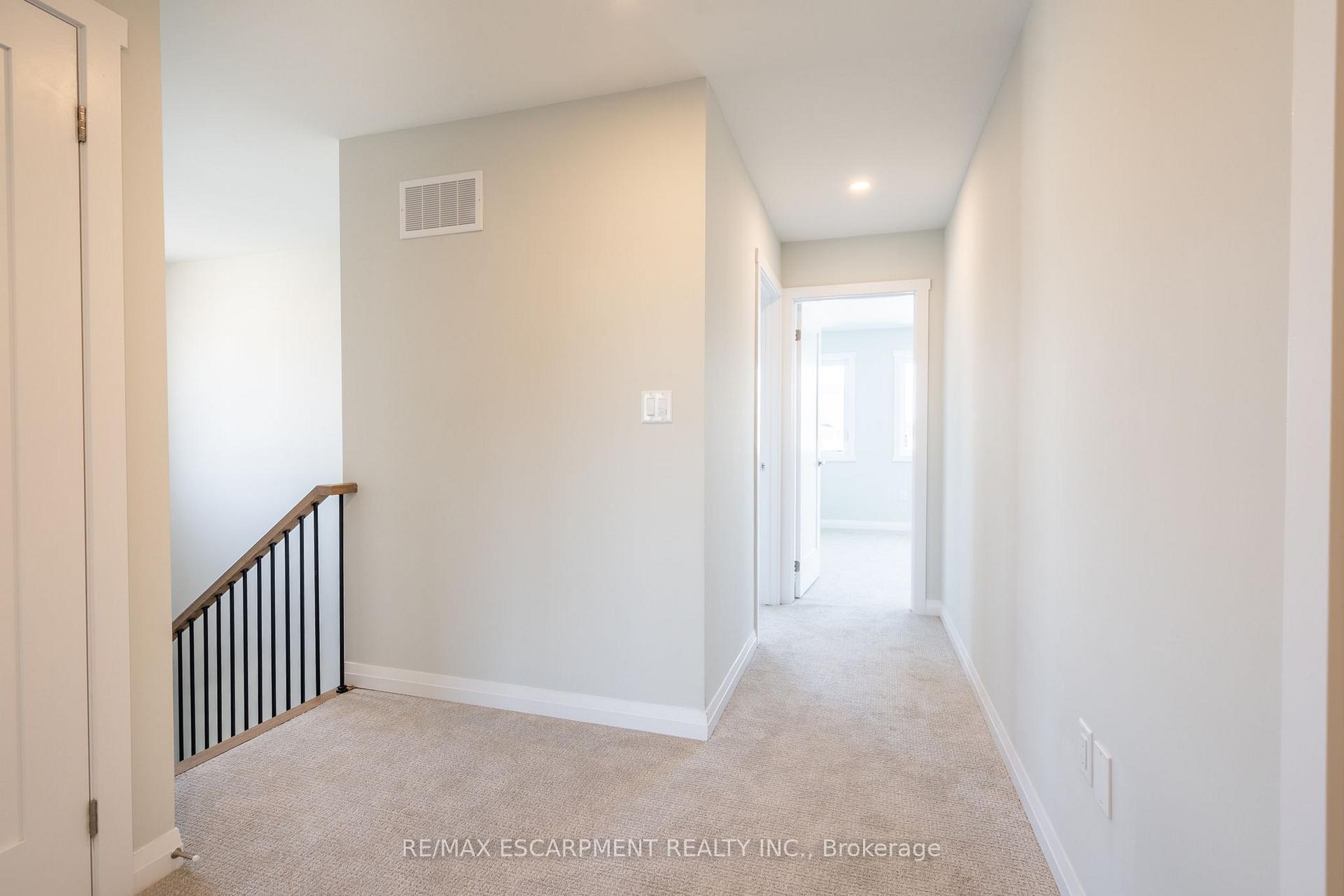 Photo 40 of 239 Lormont Boulevard, Hamilton, Stoney Creek — HOMEH