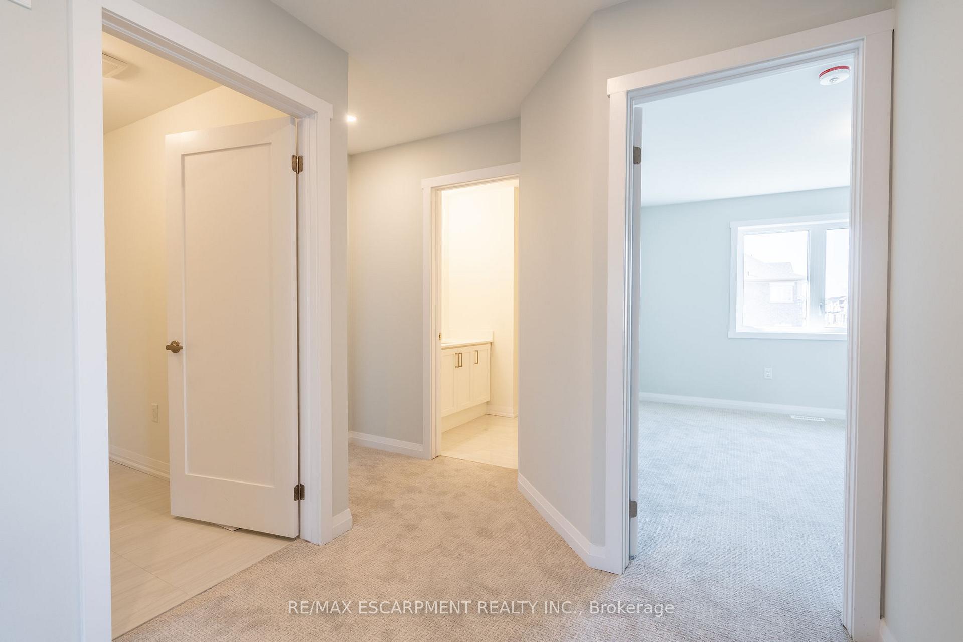 Photo 61 of 239 Lormont Boulevard, Hamilton, Stoney Creek — HOMEH