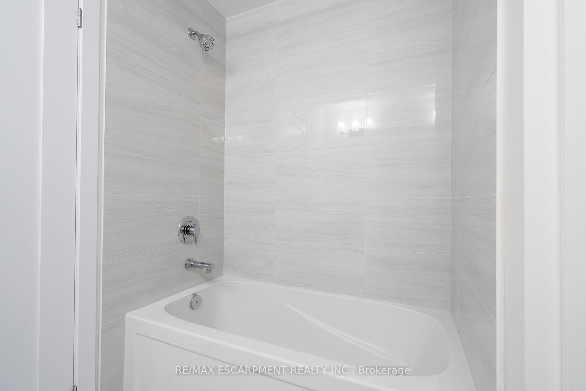 Photo 62 of 239 Lormont Boulevard, Hamilton, Stoney Creek — HOMEH