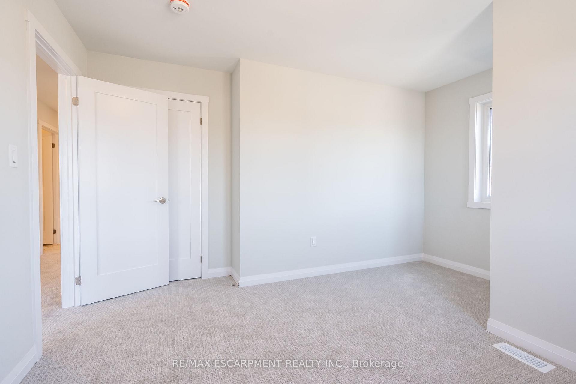 Photo 74 of 239 Lormont Boulevard, Hamilton, Stoney Creek — HOMEH