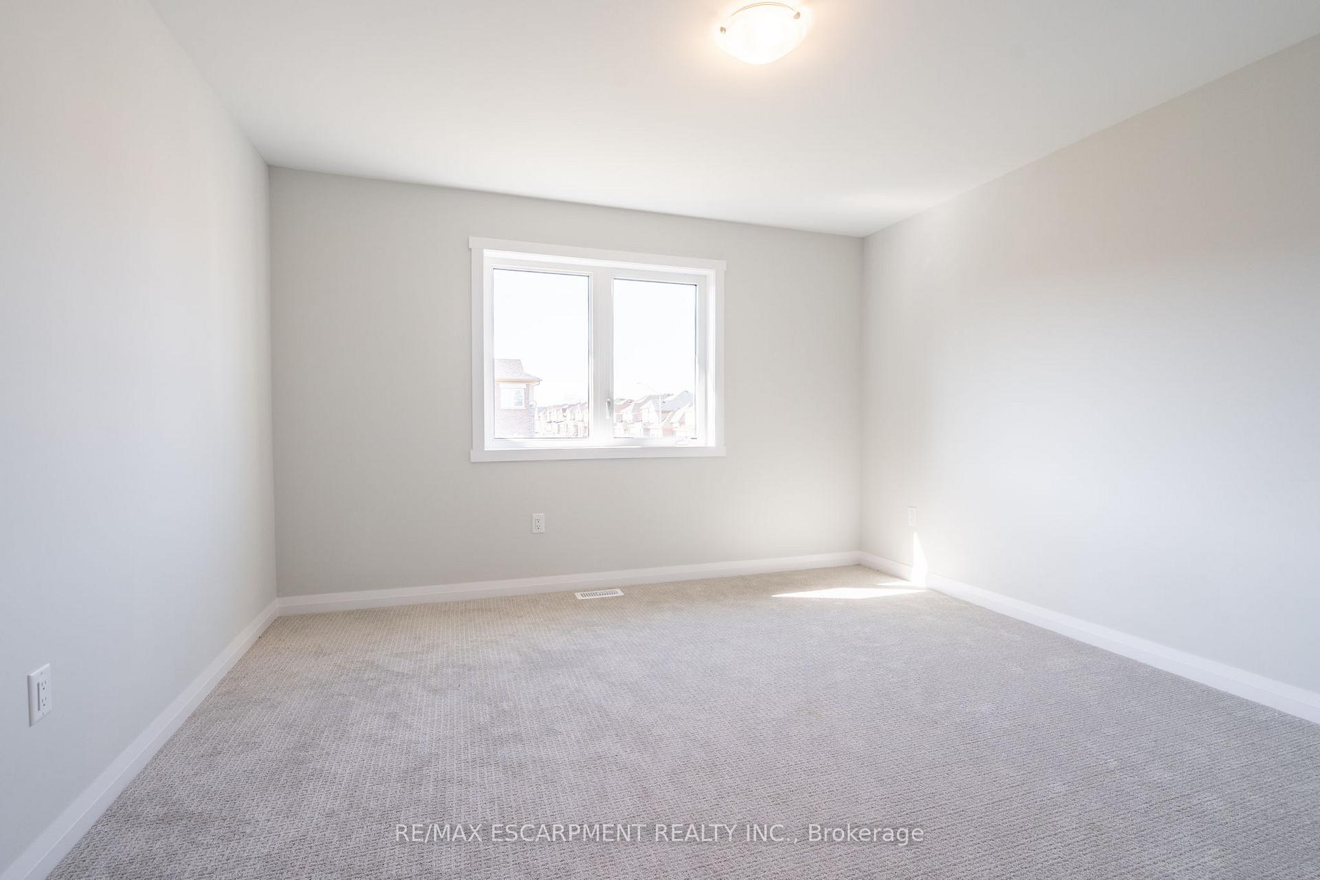 Photo 79 of 239 Lormont Boulevard, Hamilton, Stoney Creek — HOMEH