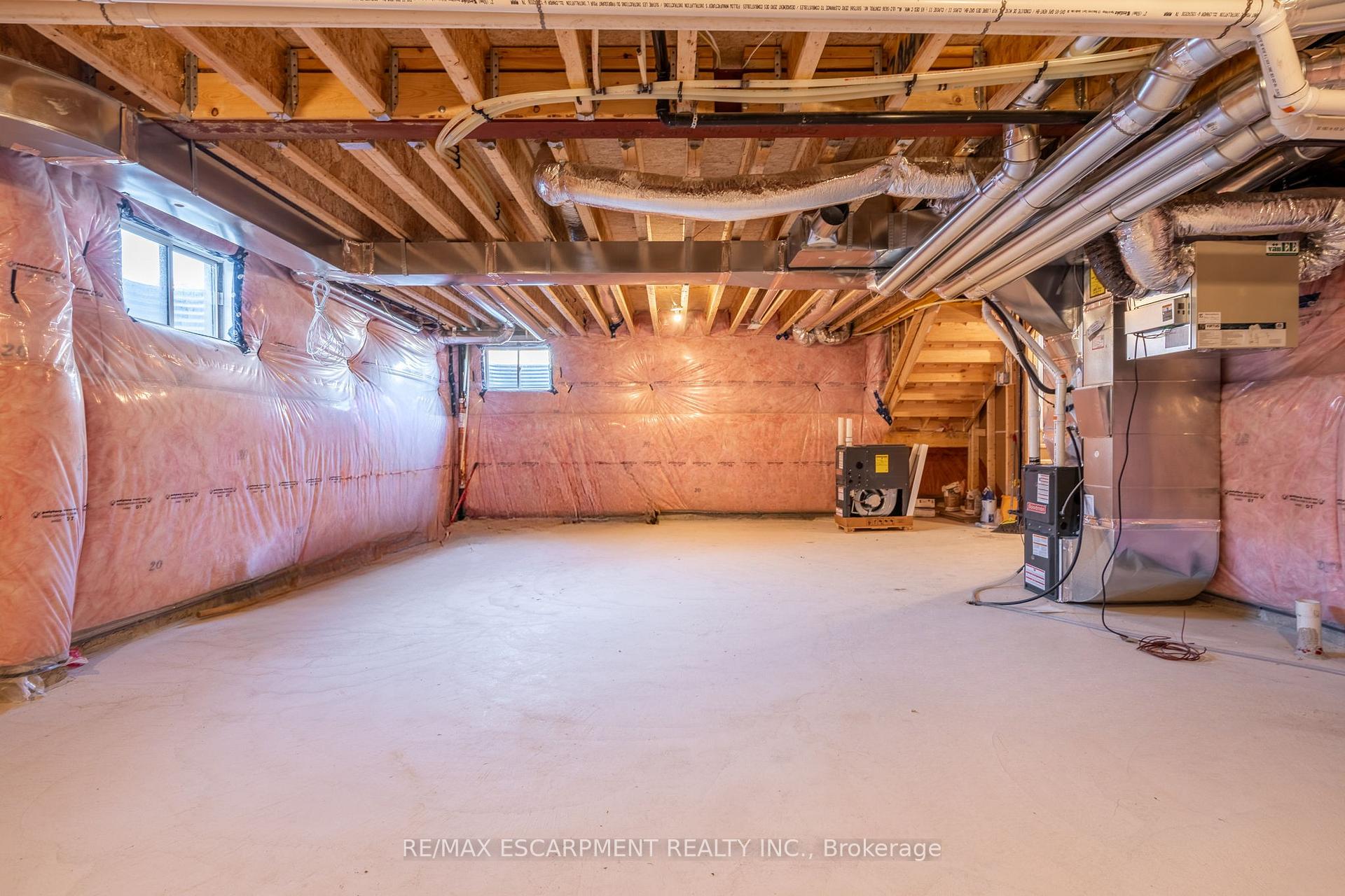 Photo 88 of 239 Lormont Boulevard, Hamilton, Stoney Creek — HOMEH