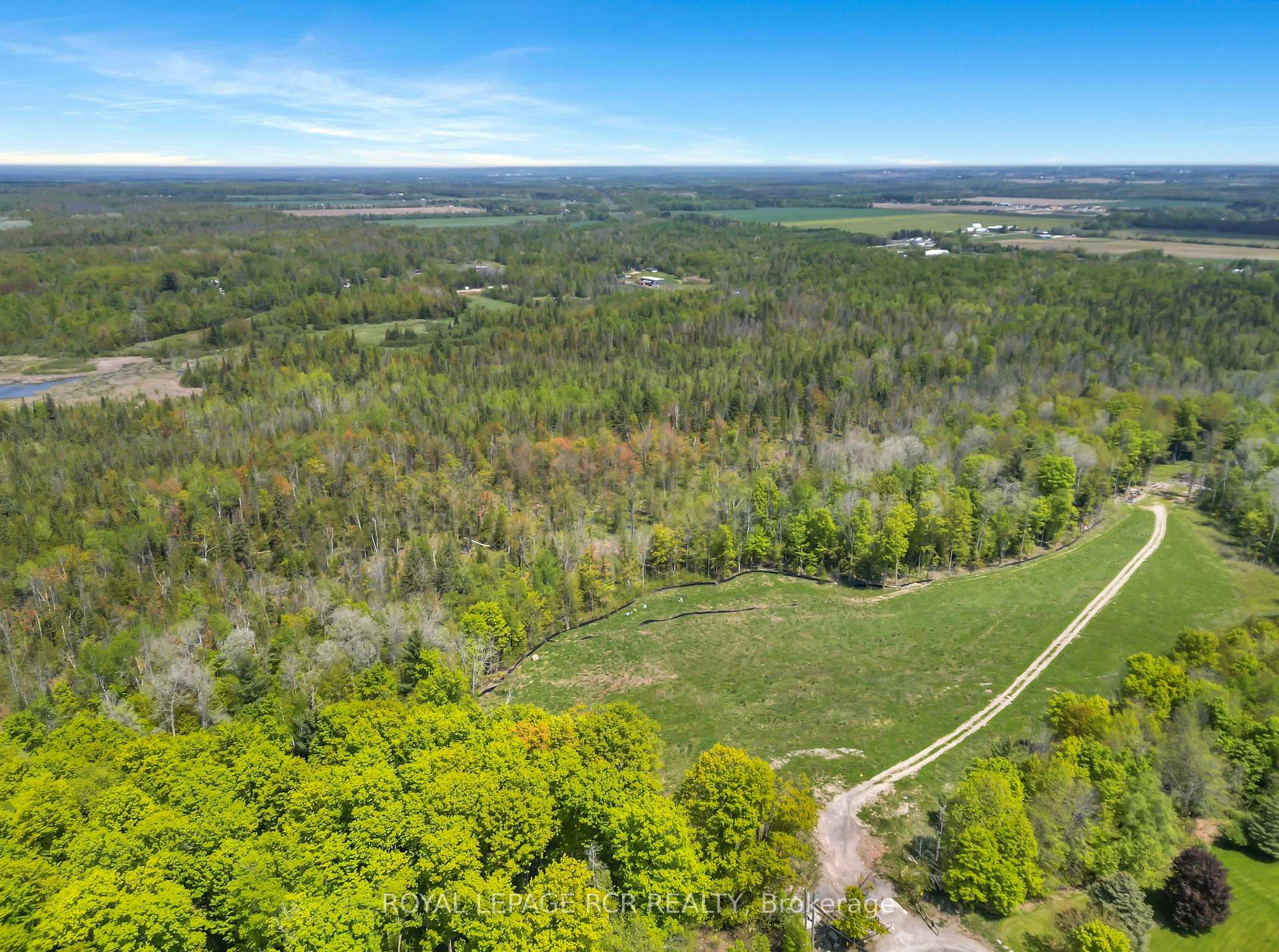 Photo 3 of 6651 3rd Line, Essa, Rural Essa — HOMEH