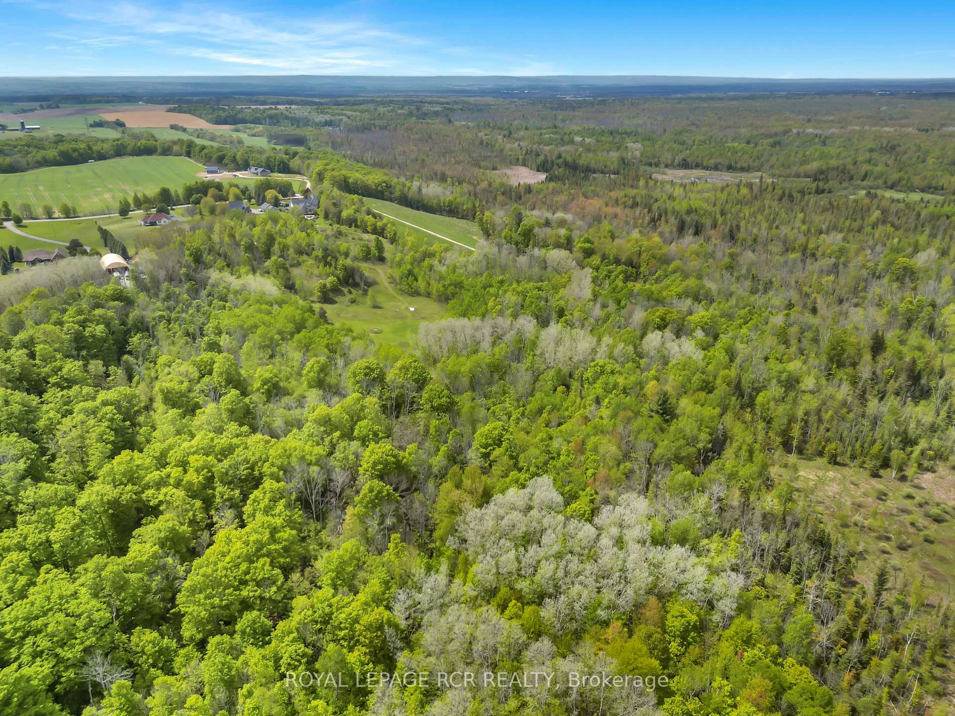 Photo 13 of 6651 3rd Line, Essa, Rural Essa — HOMEH