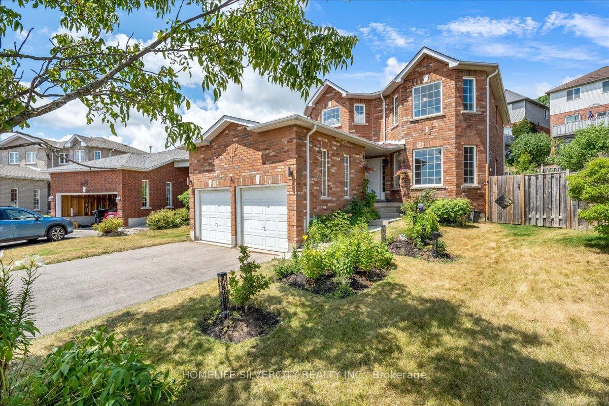 Photo 4 of 40 Bird Street, Barrie, Edgehill Drive — HOMEH