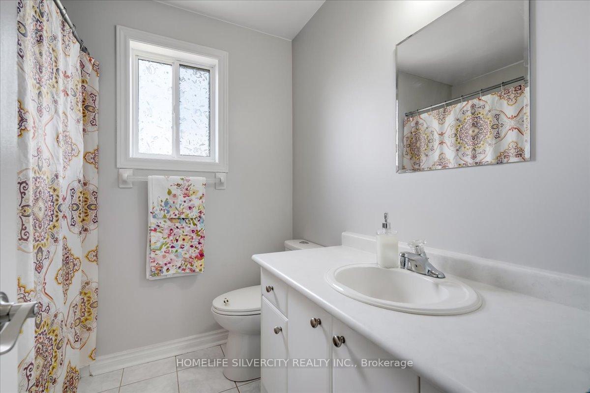 Photo 38 of 40 Bird Street, Barrie, Edgehill Drive — HOMEH