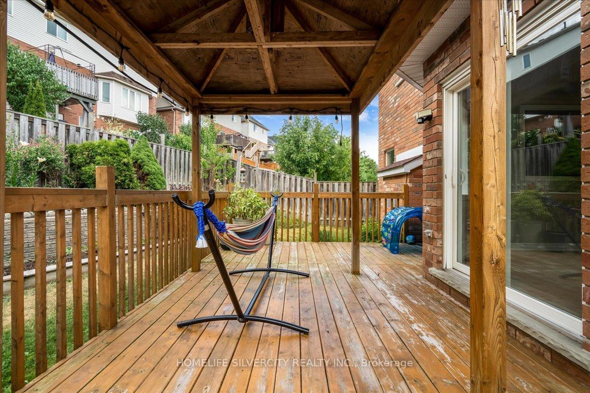 Photo 40 of 40 Bird Street, Barrie, Edgehill Drive — HOMEH