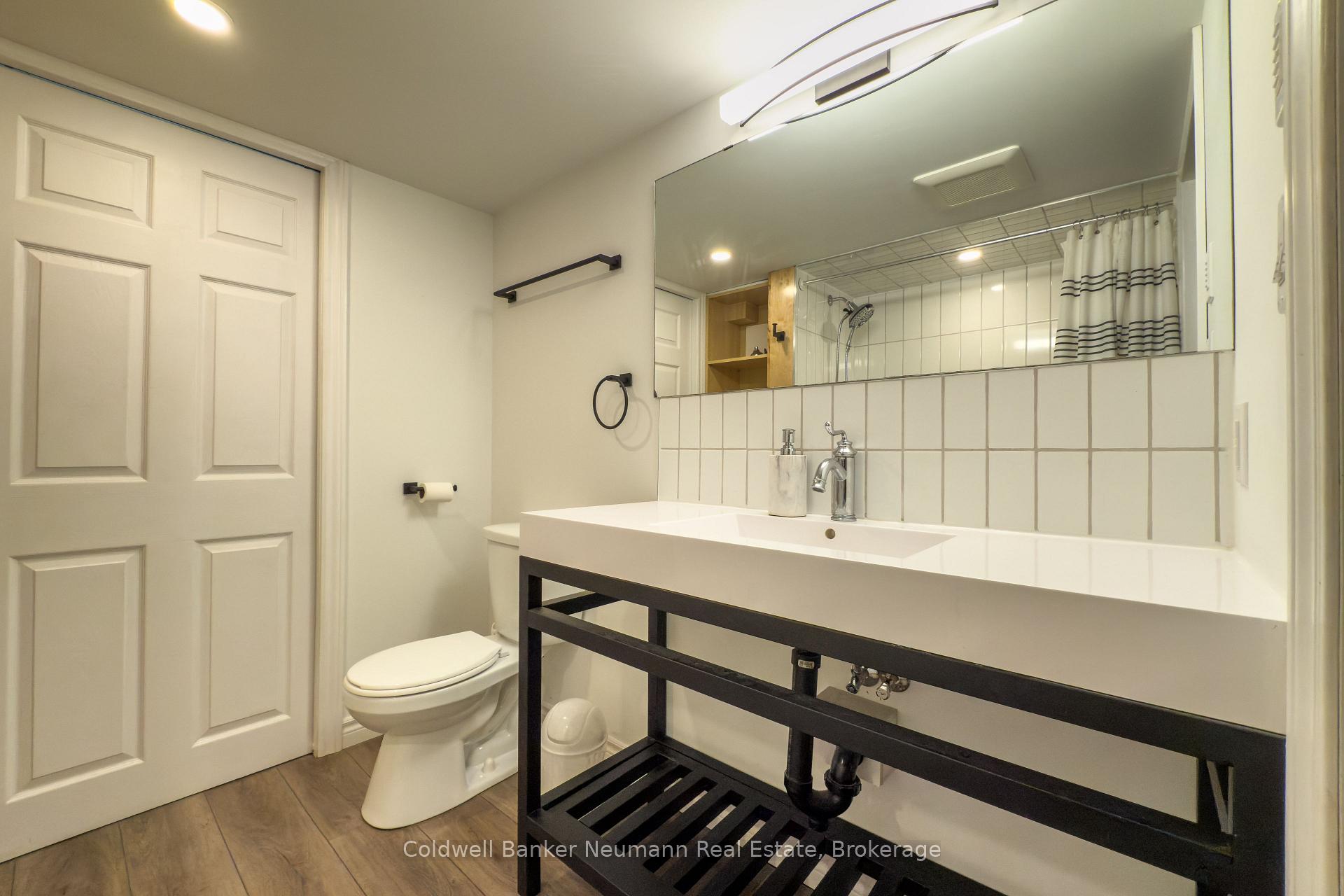 Photo 10 of Unit Lower, 18 Forest Hill Drive, Guelph, Dovercliffe Park/Old University — HOMEH