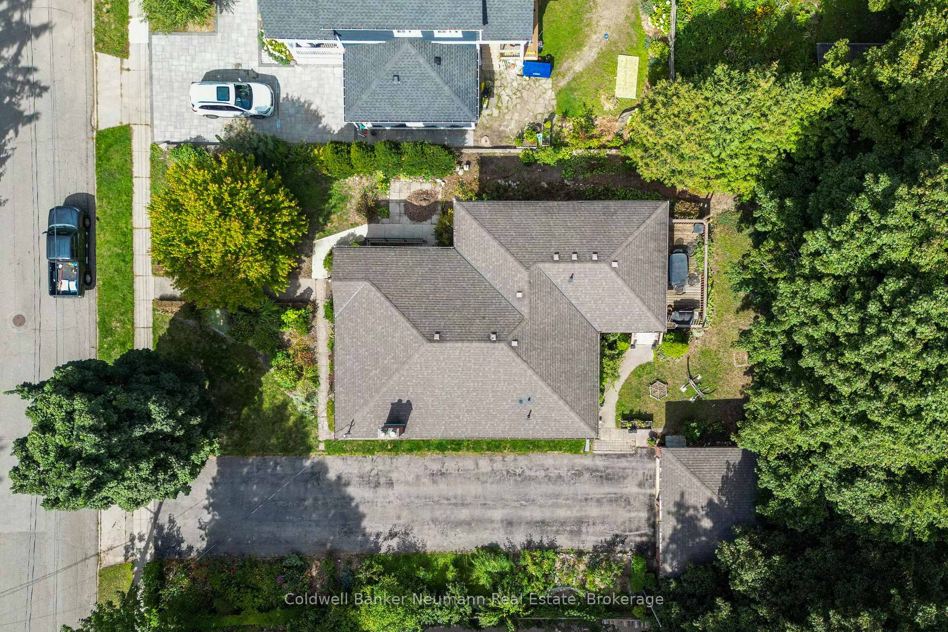 Photo 11 of Unit Lower, 18 Forest Hill Drive, Guelph, Dovercliffe Park/Old University — HOMEH