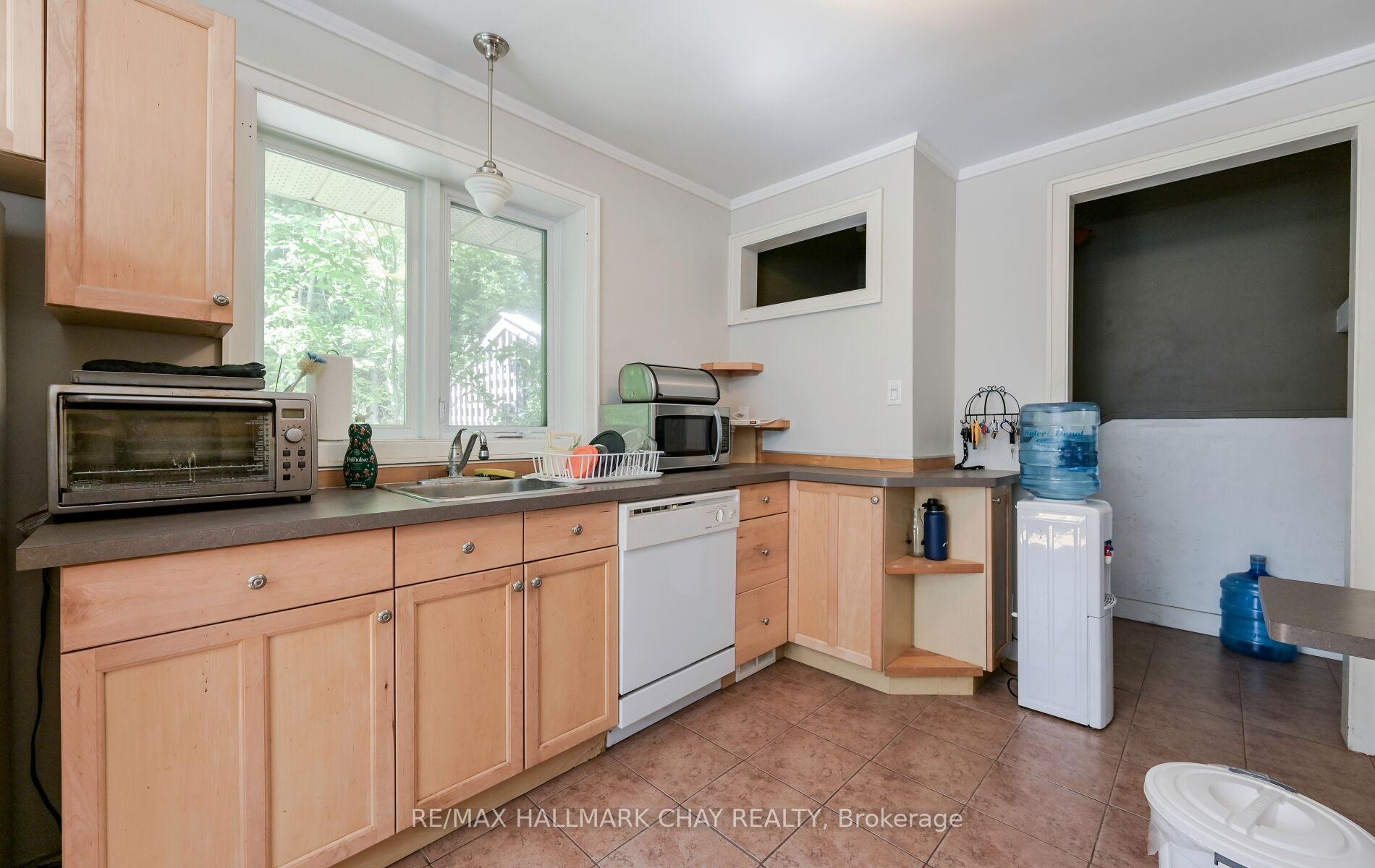 Photo 12 of 67 Cedar Street, Guelph, Dovercliffe Park/Old University — HOMEH