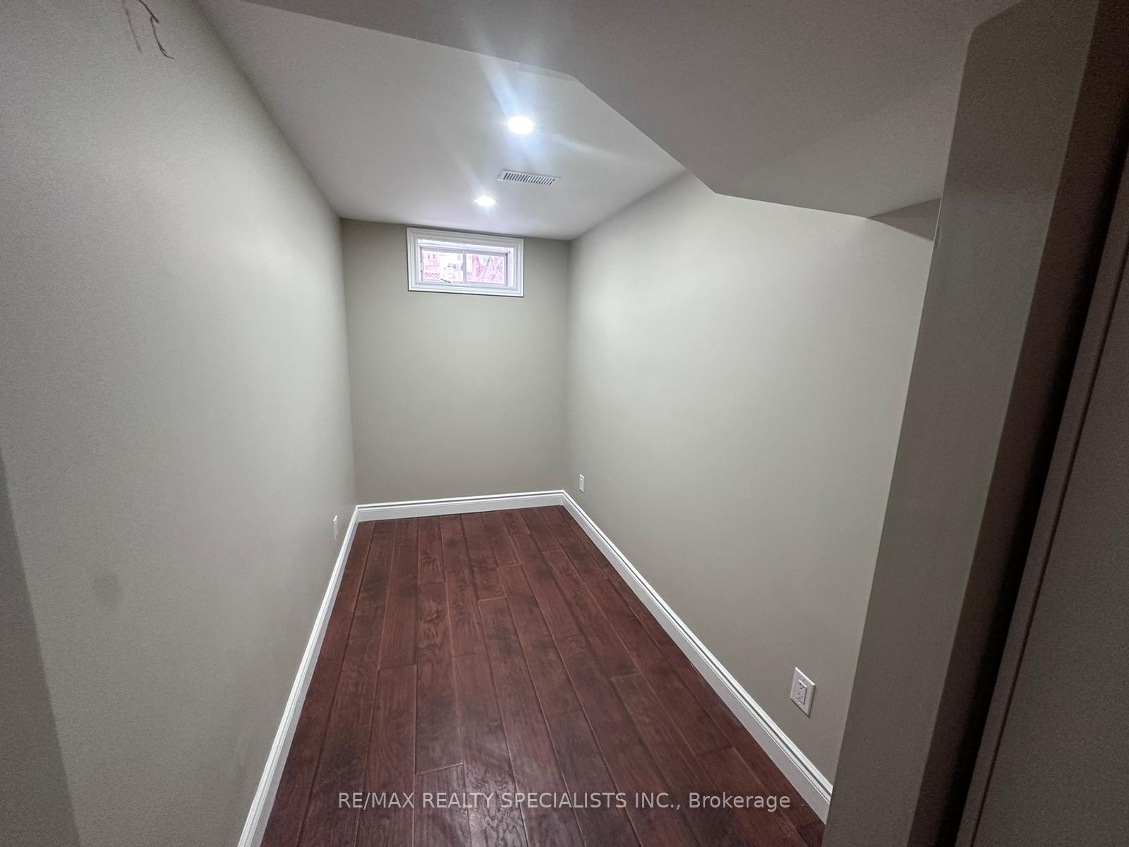 Photo 19 of Unit Bsmt, 1 Squirreltail Way, Brampton, Brampton North — HOMEH