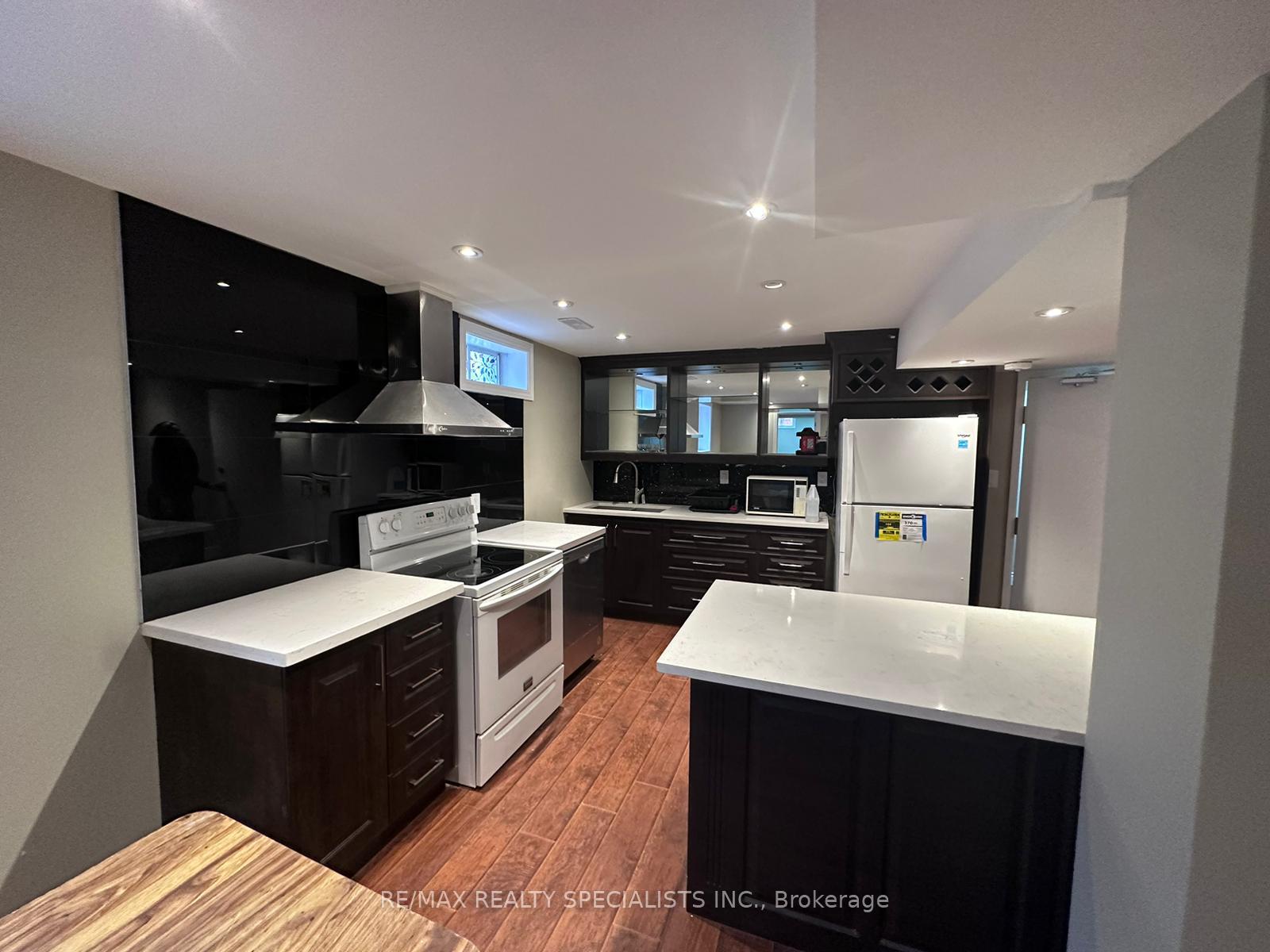 Photo 27 of Unit Bsmt, 1 Squirreltail Way, Brampton, Brampton North — HOMEH