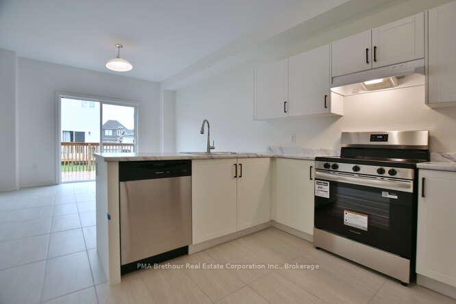 Photo 27 of 233 Prescott Drive, Clearview, Stayner — HOMEH