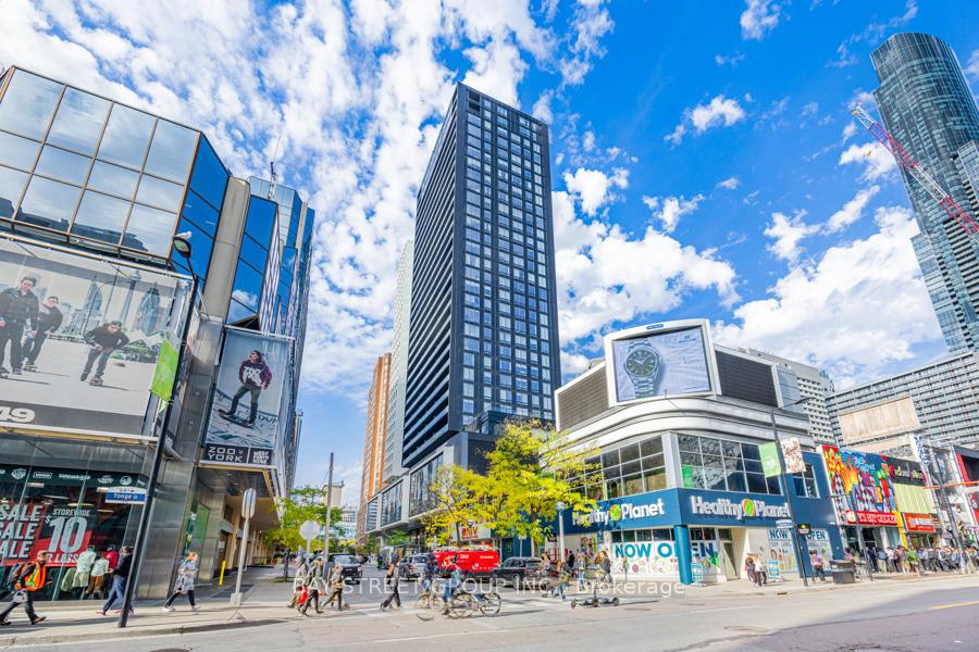 Front of Unit 1419, 20 Edward Street