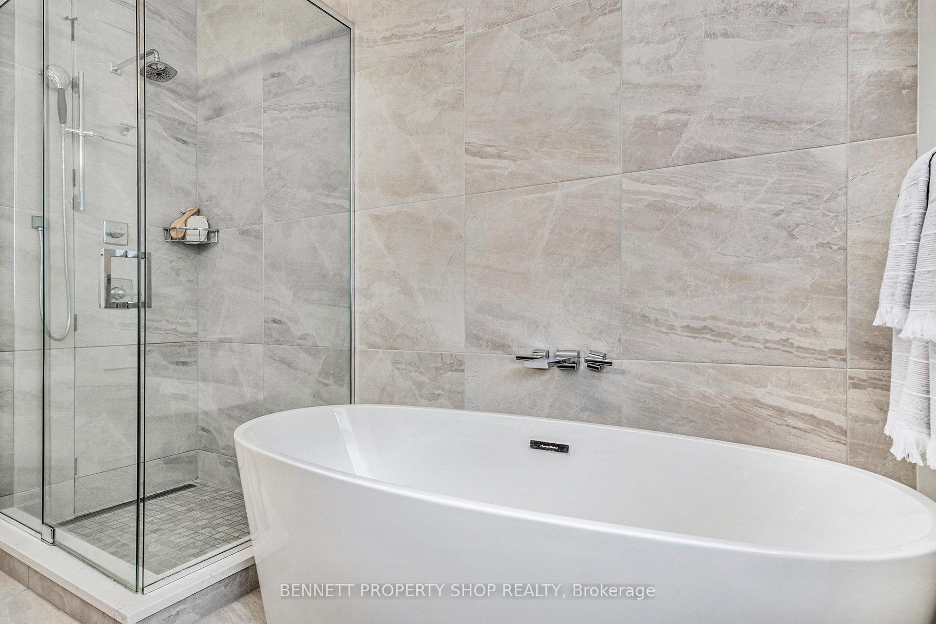 Photo 16 of 396 Shoreway Drive, Ottawa, Greely — HOMEH