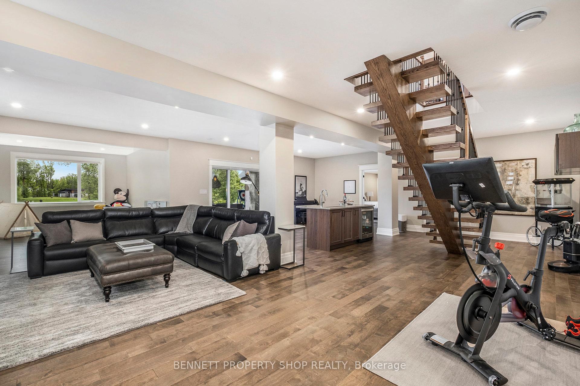 Photo 22 of 396 Shoreway Drive, Ottawa, Greely — HOMEH